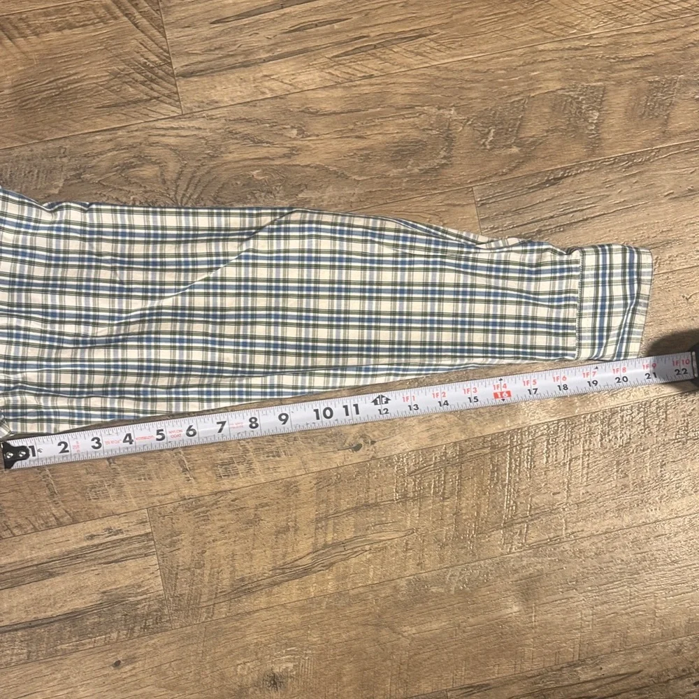 Banana Republic Slimfit Blue Green & White Plaid Button Down Short - Size S